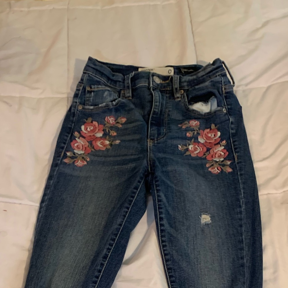 Jeans - Picture 4 of 5